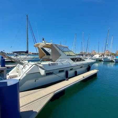 Bateau Pause Tekne 4*